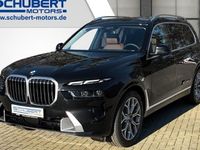 Neu BMW X7 Comfort Edition 352 PS (258 kW) 2026 Schwarz SUV