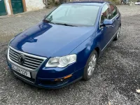 Second-hand VW Passat 105 CP (77 kW) 2007 Albastru Berlinǎ