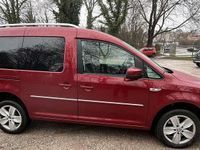 Gebraucht VW Caddy Highline 150 PS (110 kW) 2017 Rot Van / Kleinbus