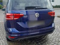 Gebraucht VW Touran 150 PS (110 kW) 2020 Blau Van / Kleinbus