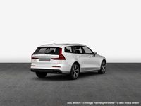 Gebraucht Volvo V60 Plus 257 PS (189 kW) 2025 Crystal white pearl Kombi