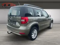 Gebraucht Skoda Yeti Ambition 110 PS (80 kW) 2015 Beige SUV