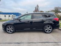 Gebraucht Ford Focus Titanium 150 PS (110 kW) 2016 Iridiumschwarz metallic Kombi