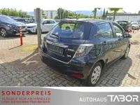 Gebraucht Toyota Yaris 101 PS (74 kW) 2013 Night time black Kleinwagen