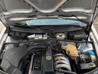 Second-hand VW Passat 101 CP (74 kW) 1997 Argintiu Berlinǎ