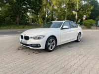 Gebraucht BMW 318 Sport Line 150 PS (110 kW) 2016 Weiß Limousine