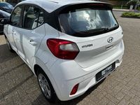 gebraucht Hyundai i10 Select Klima PDC Sitzh. Lanea. Freisp. DAB