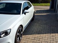 Gebraucht Audi A3 Design 150 PS (110 kW) 2017 Weiß Limousine