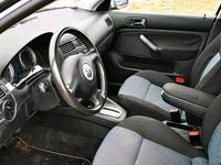Second-hand VW Bora 115 CP (84 kW) 2003 Albastru Break