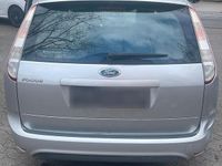 Usata Ford Focus 105 CV (77 kW) 2010 Argento Station wagon