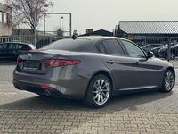 Gebraucht Alfa Romeo Giulia Super 179 PS (131 kW) 2017 Grau Limousine