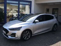 Używany Ford Focus ST-Line X 155 KM (114 kW) 2024 Srebrny Hatchback