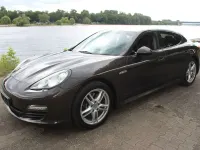 Gebraucht Porsche Panamera Diesel 250 PS (183 kW) 2012 Carbongraumetallic m9z Kleinwagen