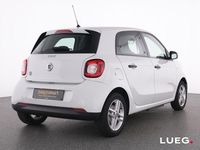 Gebraucht Smart ForFour Electric Drive 60 kW (82 PS) 2021 Weiß Limousine