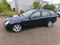 Second-hand Mercedes C220 150 CP (110 kW) 2005 Albastru Break