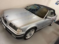 Gebraucht BMW 328 Cabriolet Sport Line 193 PS (141 kW) 1998 Silber Cabrio