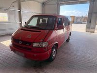 Second-hand VW T4 102 CP (75 kW) 2001 Andere farben Van