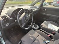 Second-hand Audi A2 75 CP (55 kW) 2002 Verde Hatchback