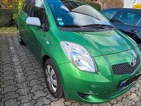 Gebraucht Toyota Yaris 70 PS (51 kW) 2007 Grün Kleinwagen