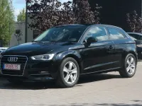Używany Audi A3 Ambiente 110 KM (80 kW) 2014 Czarny Sedan/Limuzyna