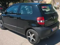 Gebraucht VW Fox 54 PS (39 kW) 2009 Schwarz Kleinwagen