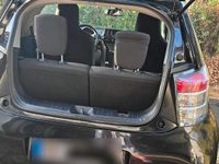 Gebraucht Toyota iQ 68 PS (50 kW) 2011 Schwarz Kleinwagen