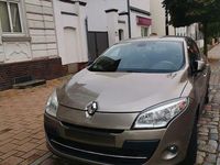 Gebraucht Renault Mégane Luxe 131 PS (96 kW) 2011 Beige Limousine