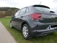 Gebraucht VW Polo 80 PS (58 kW) 2018 Grau Kleinwagen