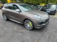 Gebraucht Porsche Cayenne S E-Hybrid 333 PS (244 kW) 2015 Gold SUV