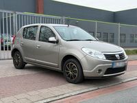 Gebraucht Dacia Sandero 75 PS (55 kW) 2011 Beige Kleinwagen