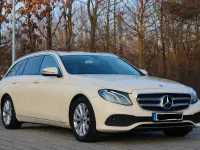 Gebraucht Mercedes E200 150 PS (110 kW) 2018 Gelb Kombi