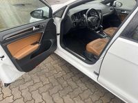 Gebraucht VW Golf VII LOUNGE 150 PS (110 kW) 2015 Weiß Limousine