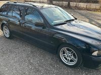 Gebraucht BMW 525 192 PS (141 kW) 2001 Schwarz Kombi