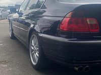 Gebraucht BMW 320 Basis 150 PS (110 kW) 1998 Blau Limousine