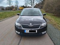Second-hand Skoda Rapid 105 CP (77 kW) 2015 Negru Hatchback