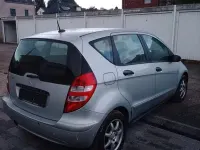 Gebraucht Mercedes A150 Classic 95 PS (69 kW) 2006 Silber Van / Kleinbus