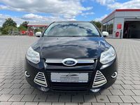 Gebraucht Ford Focus Trend 150 PS (110 kW) 2011 Pantherschwarz metallic Limousine