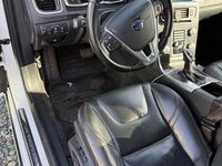 Gebraucht Volvo V60 CC Summum 190 PS (139 kW) 2015 Weiß Kombi