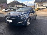 Gebraucht Hyundai i30 Classic 101 PS (74 kW) 2017 Blau Limousine