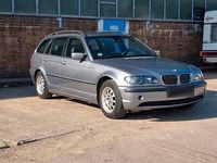 Gebraucht BMW 318 145 PS (106 kW) 2005 Silber Kombi
