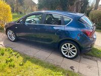 Gebraucht Opel Astra 116 PS (85 kW) 2011 Blau Limousine