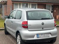 Gebraucht VW Fox 54 PS (39 kW) 2009 Grau Kleinwagen