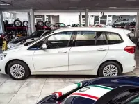 Gebraucht BMW 218 Gran Tourer Performance 140 PS (102 kW) 2019 Weiß Van / Kleinbus