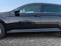 Gebraucht VW Passat Highline 190 PS (139 kW) 2018 Schwarz Kombi