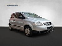 Gebraucht VW Fox Basis 54 PS (39 kW) 2005 Silber Kleinwagen