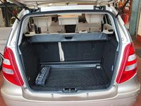 Gebraucht Mercedes A160 82 PS (60 kW) 2006 Gold Kleinwagen