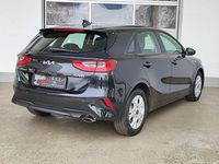 Usado Kia Ceed Edition 7 101 HP (74 kW) 2022 Preto Citadino