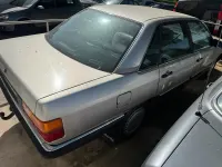 Gebraucht Audi 100 Basis 136 PS (100 kW) 1990 Silber Limousine