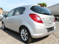 Gebraucht Opel Corsa Energy 69 PS (50 kW) 2014 Silber Kleinwagen