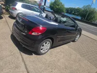 Gebraucht Peugeot 207 120 PS (88 kW) 2010 Schwarz Cabrio
